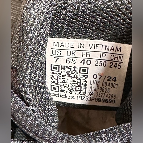 Adidas Original Sneakers
'Megaride' in Black - Picture 5 of 8